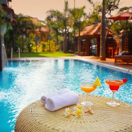 Ayarwaddy River View Hotel Mandalaj Kültér fotó