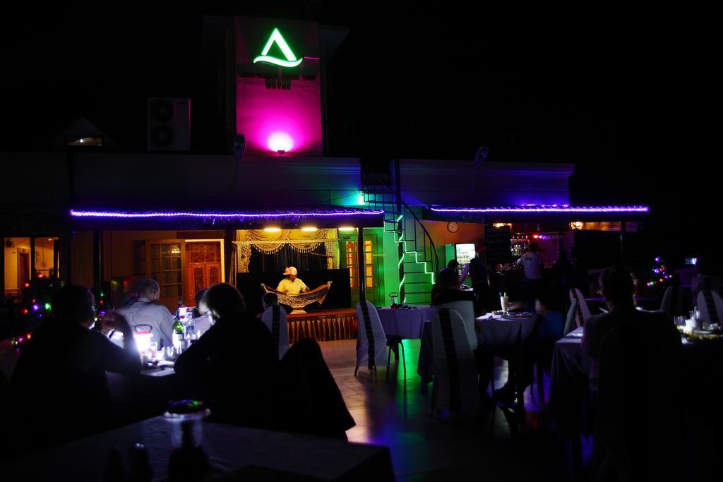 Ayarwaddy River View Hotel Mandalaj Kültér fotó